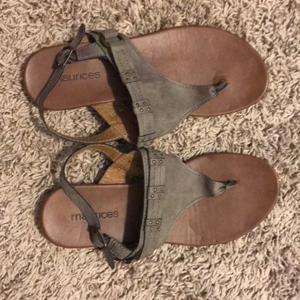 Maurices sandals s